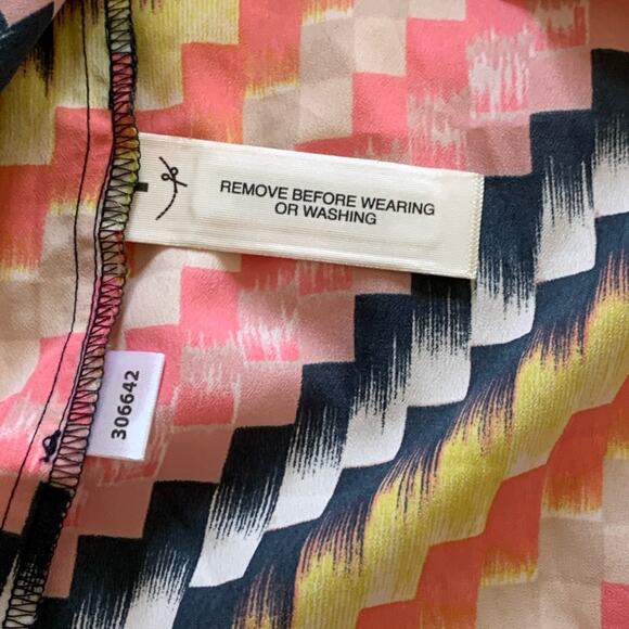 Ann Taylor Blouse Top Petite Multicolor Zig Zag 3/4 Sleeve Retro Casual Size SP - Picture 9 of 10